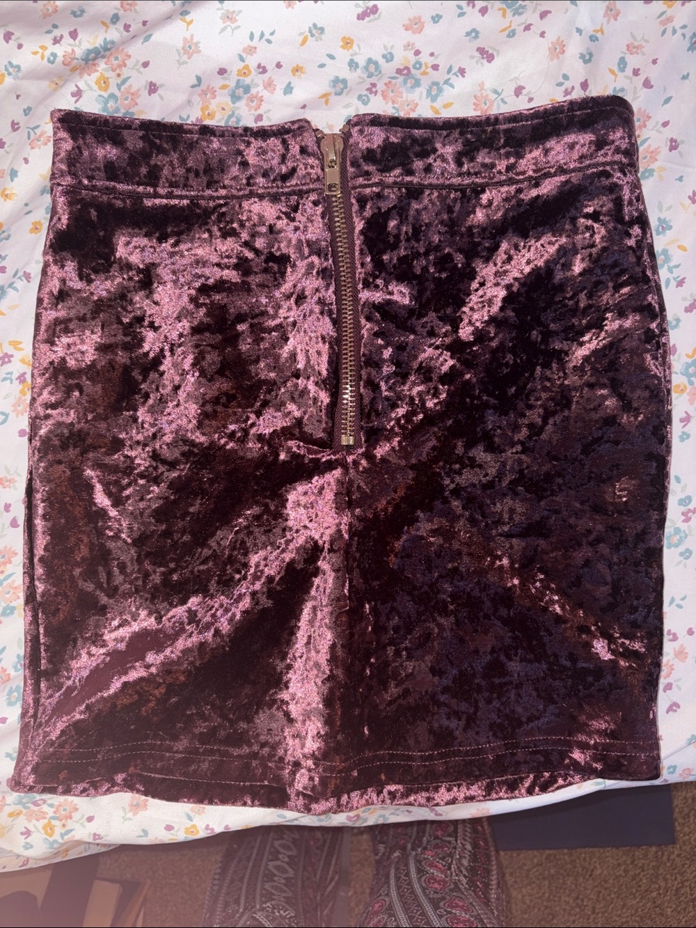 Forever 21 Crushed Velvet Mini Skirt in Plum